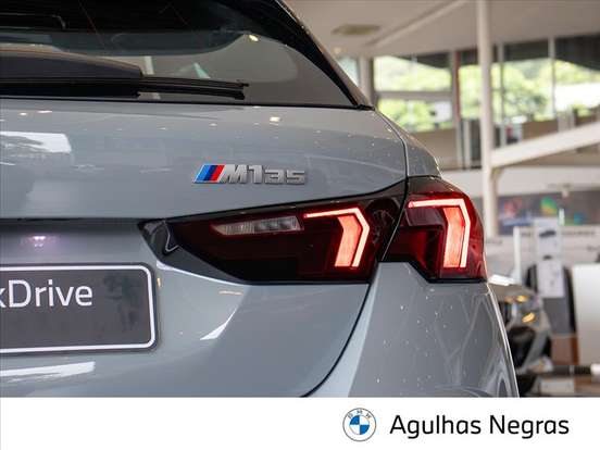 BMW-M 135i-2.0 16V TURBO GASOLINA XDRIVE STEPTRONIC BMW-M 135i-2026