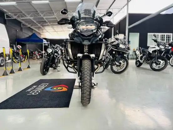 BMW-R 1250 GS PREMIUM TRIPLE BLACK BMW-R 1250 GS PREMIUM TRIPLE BLACK-2023