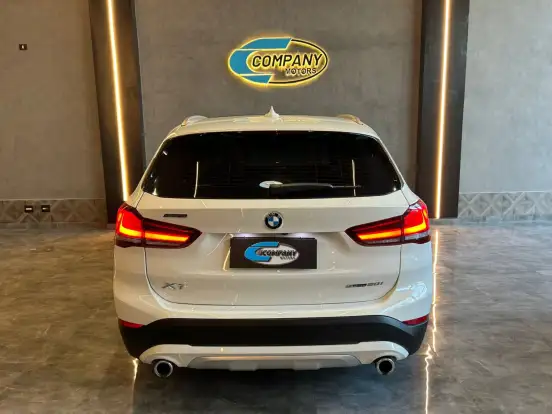 BMW-X1-2.0 16V TURBO ACTIVEFLEX SDRIVE20I X-LINE 4P AUTOMÁTICO BMW-X1-2022