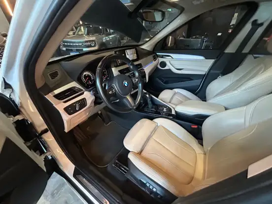 BMW-X1-2.0 16V TURBO ACTIVEFLEX SDRIVE20I X-LINE 4P AUTOMÁTICO BMW-X1-2022