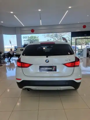 BMW-X1-2.0 18I S-DRIVE 4X2 16V GASOLINA 4P AUTOMÁTICO BMW-X1-2013
