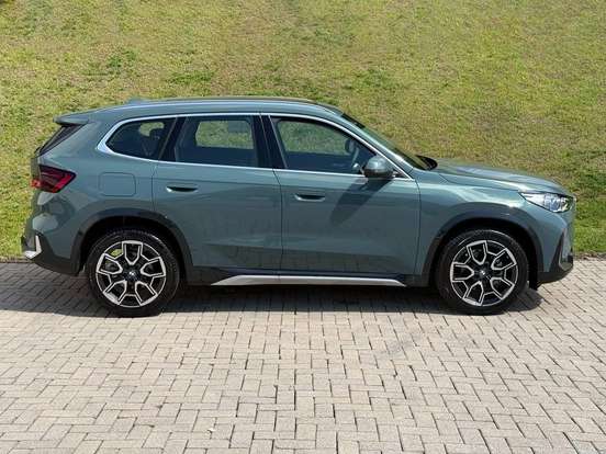 BMW-X1-2025