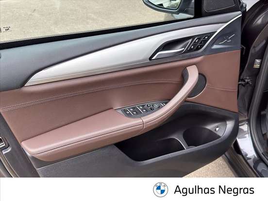 BMW-X3-2.0 16V HÍBRIDO X LINE XDRIVE30E STEPTRONIC BMW-X3-2023