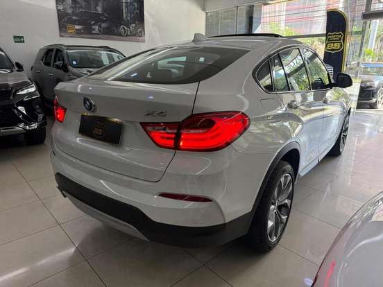 BMW-X4-2015