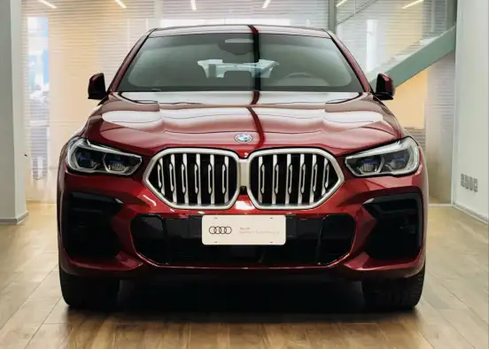 BMW-X6-2022