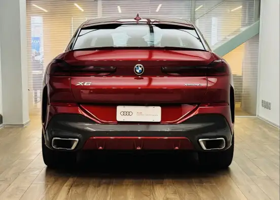 BMW-X6-2022