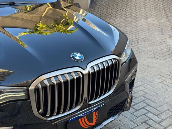 BMW-X7-4.4 V8 GASOLINA M50i STEPTRONIC BMW-X7-2021