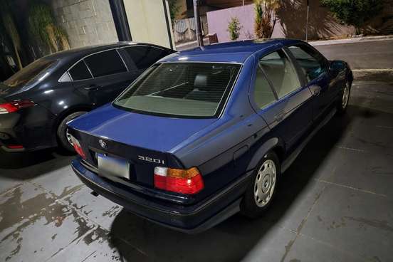 BMW-325i-2.5 SEDAN 24V GASOLINA 4P AUTOMÁTICO BMW-325i-1995