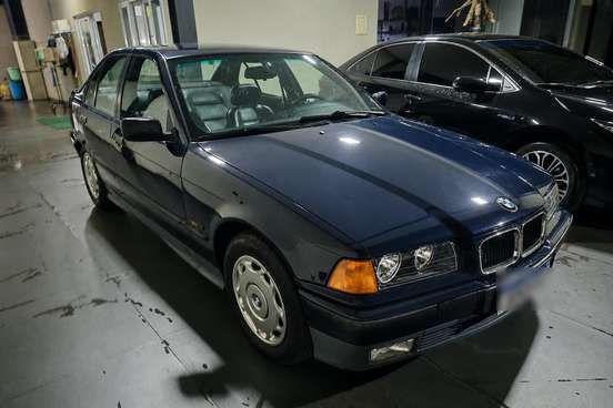 BMW-325i-2.5 SEDAN 24V GASOLINA 4P AUTOMÁTICO BMW-325i-1995