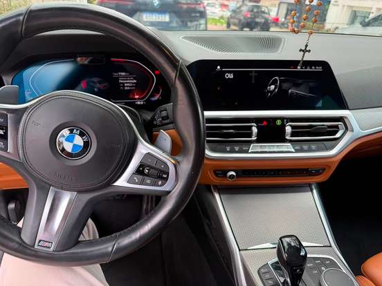 BMW-330i-2020