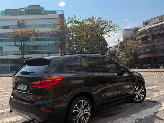 BMW-X1-2.0 16V TURBO ACTIVEFLEX SDRIVE20I 4P AUTOMÁTICO BMW-X1-2018