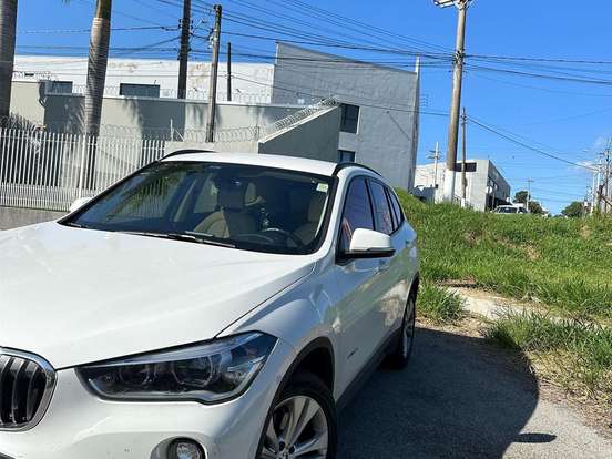 BMW-X1-2.0 16V TURBO ACTIVEFLEX SDRIVE20I 4P AUTOMÁTICO BMW-X1-2017