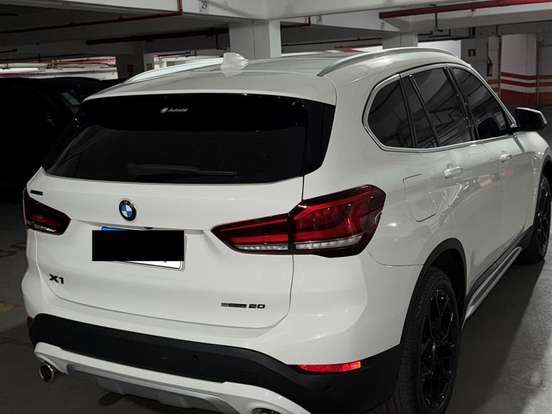 BMW-X1-2.0 16V TURBO ACTIVEFLEX SDRIVE20I X-LINE 4P AUTOMÁTICO BMW-X1-2021