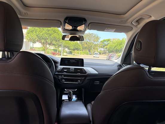 BMW-X3-2021