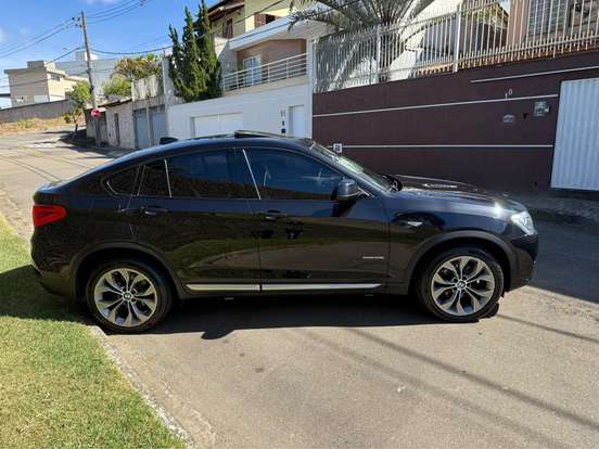 BMW-X4-2.0 28I X LINE 4X4 16V TURBO GASOLINA 4P AUTOMÁTICO BMW-X4-2017