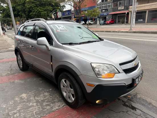 CHEVROLET-CAPTIVA-2012