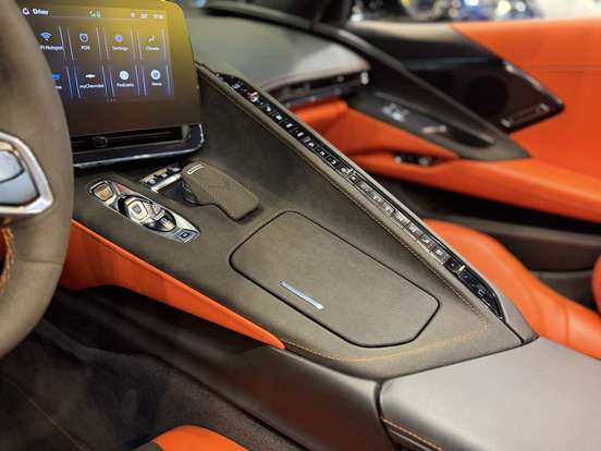 CHEVROLET-CORVETTE-2024