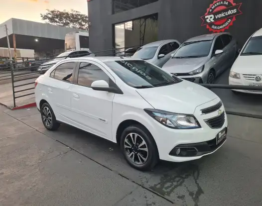 CHEVROLET-PRISMA-2013