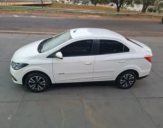 CHEVROLET-PRISMA-2013