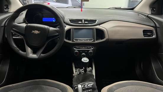 CHEVROLET-PRISMA-2013