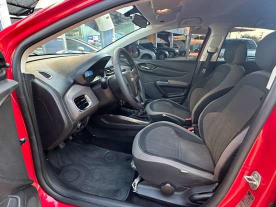 CHEVROLET-PRISMA-2015