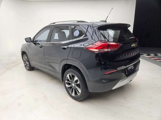 CHEVROLET-TRACKER-2020