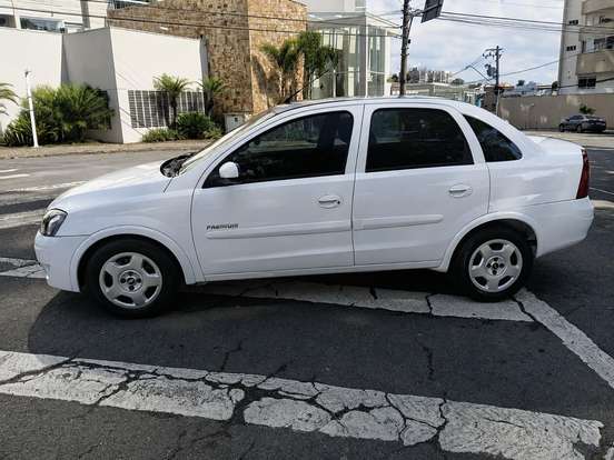 CHEVROLET-CORSA-1.4 MPFI PREMIUM SEDAN 8V FLEX 4P MANUAL CHEVROLET-CORSA-2009
