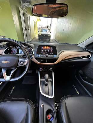 CHEVROLET-ONIX-2020