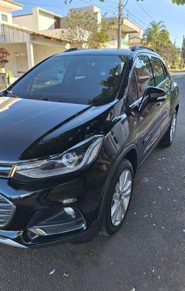 CHEVROLET-TRACKER-2017