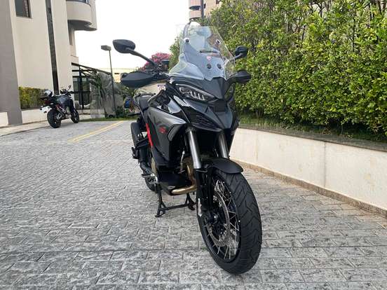 DUCATI-MULTISTRADA 1200 V4 S DUCATI-MULTISTRADA 1200 V4 S-2025