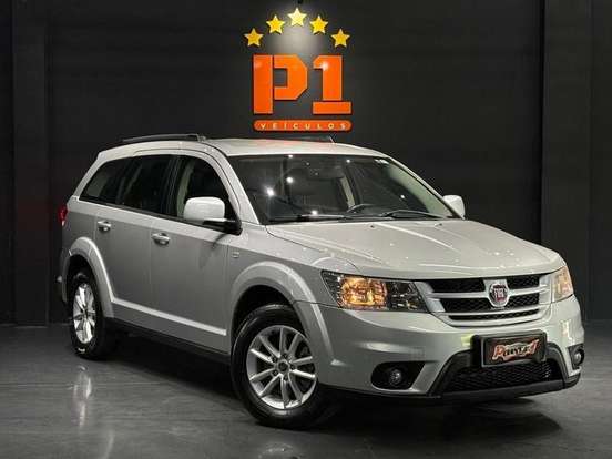 FIAT-FREEMONT-2.4 EMOTION 16V GASOLINA 4P AUTOMÁTICO FIAT-FREEMONT-2013