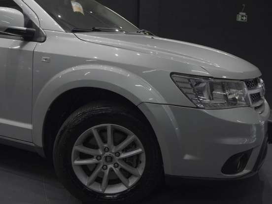 FIAT-FREEMONT-2.4 EMOTION 16V GASOLINA 4P AUTOMÁTICO FIAT-FREEMONT-2013