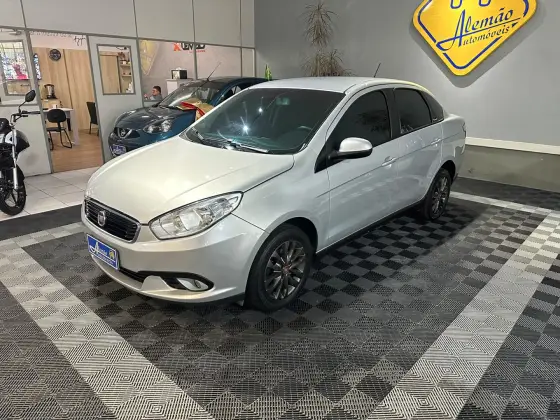 FIAT GRAND SIENA 1.4 MPI ATTRACTIVE 8V FLEX 4P MANUAL