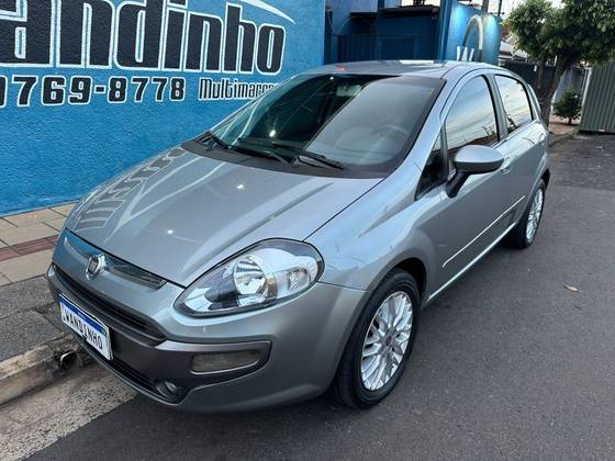 FIAT PUNTO 1.6 ESSENCE 16V FLEX 4P MANUAL