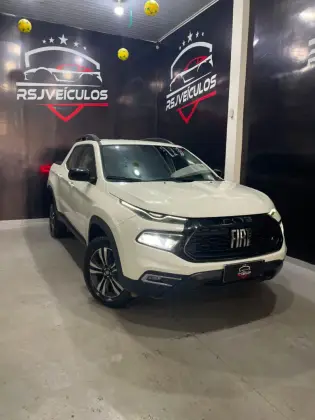 FIAT TORO 1.3 TURBO 270 FLEX FREEDOM AT6 FIAT TORO 1.3 TURBO 270 FLEX FREEDOM AT6