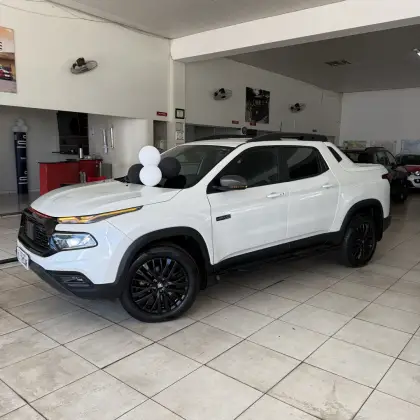 FIAT TORO 1.3 TURBO 270 FLEX ULTRA AT6 FIAT TORO 1.3 TURBO 270 FLEX ULTRA AT6
