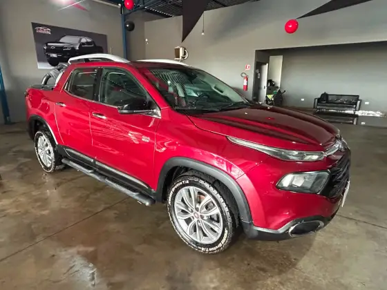 FIAT TORO 2.0 16V TURBO DIESEL VOLCANO 4WD AT9 FIAT TORO 2.0 16V TURBO DIESEL VOLCANO 4WD AT9