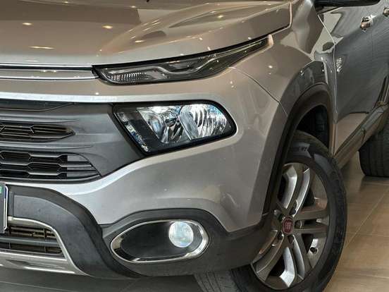 FIAT-TORO-2020