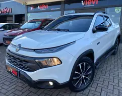 FIAT TORO 2.0 16V TURBO DIESEL ULTRA 4WD AT9 FIAT TORO 2.0 16V TURBO DIESEL ULTRA 4WD AT9