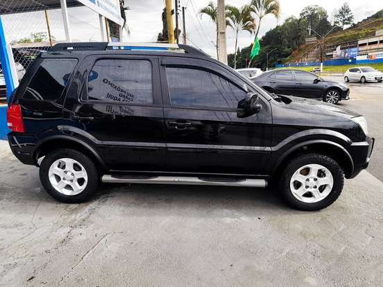 FORD-ECOSPORT-2011