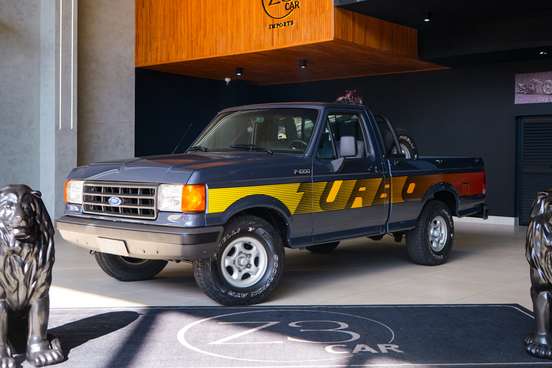 FORD-F-1000-1993