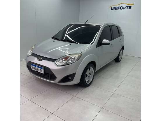 FORD-FIESTA-2014