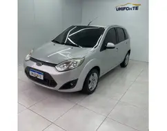 FORD FIESTA 1.6 ROCAM SE 8V FLEX 4P MANUAL FORD FIESTA 1.6 ROCAM SE 8V FLEX 4P MANUAL