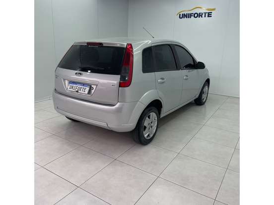 FORD-FIESTA-2014