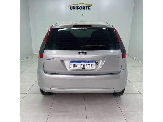 FORD-FIESTA-2014