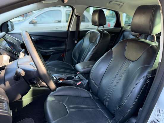 FORD-FOCUS-2014