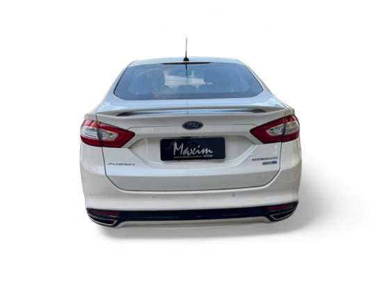 FORD-FUSION-2015