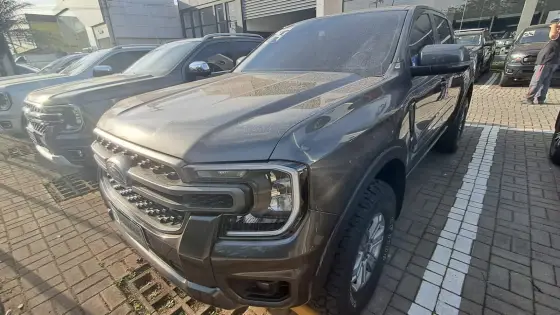 FORD RANGER 2.0 TURBO DIESEL CD XLS 4X2 AUTOMÁTICO FORD RANGER 2.0 TURBO DIESEL CD XLS 4X2 AUTOMÁTICO