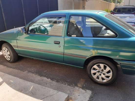 FORD-ESCORT-1.8 I GL 8V GASOLINA 2P MANUAL FORD-ESCORT-1996
