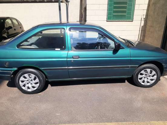 FORD-ESCORT-1.8 I GL 8V GASOLINA 2P MANUAL FORD-ESCORT-1996